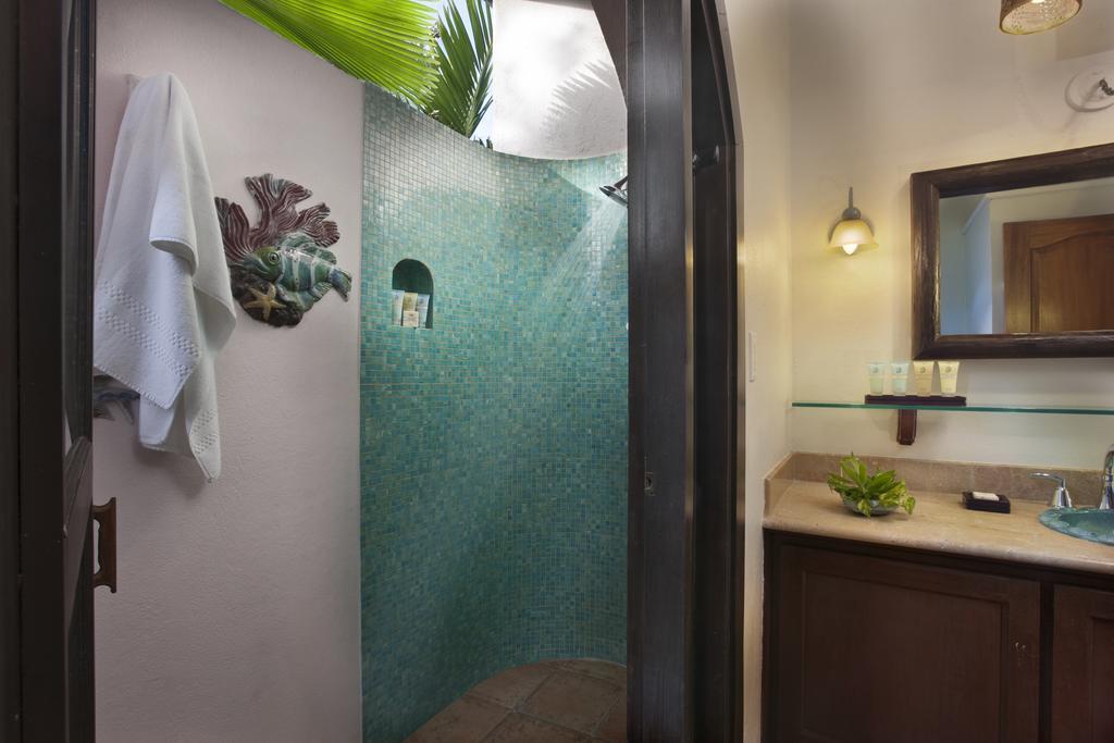 Biras Creek Resort Спениш Таун Стая снимка